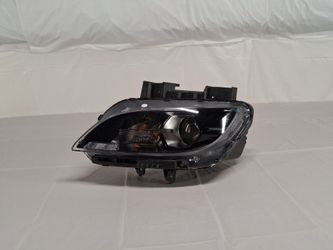 Headlight Left Side/Hyundai Kona