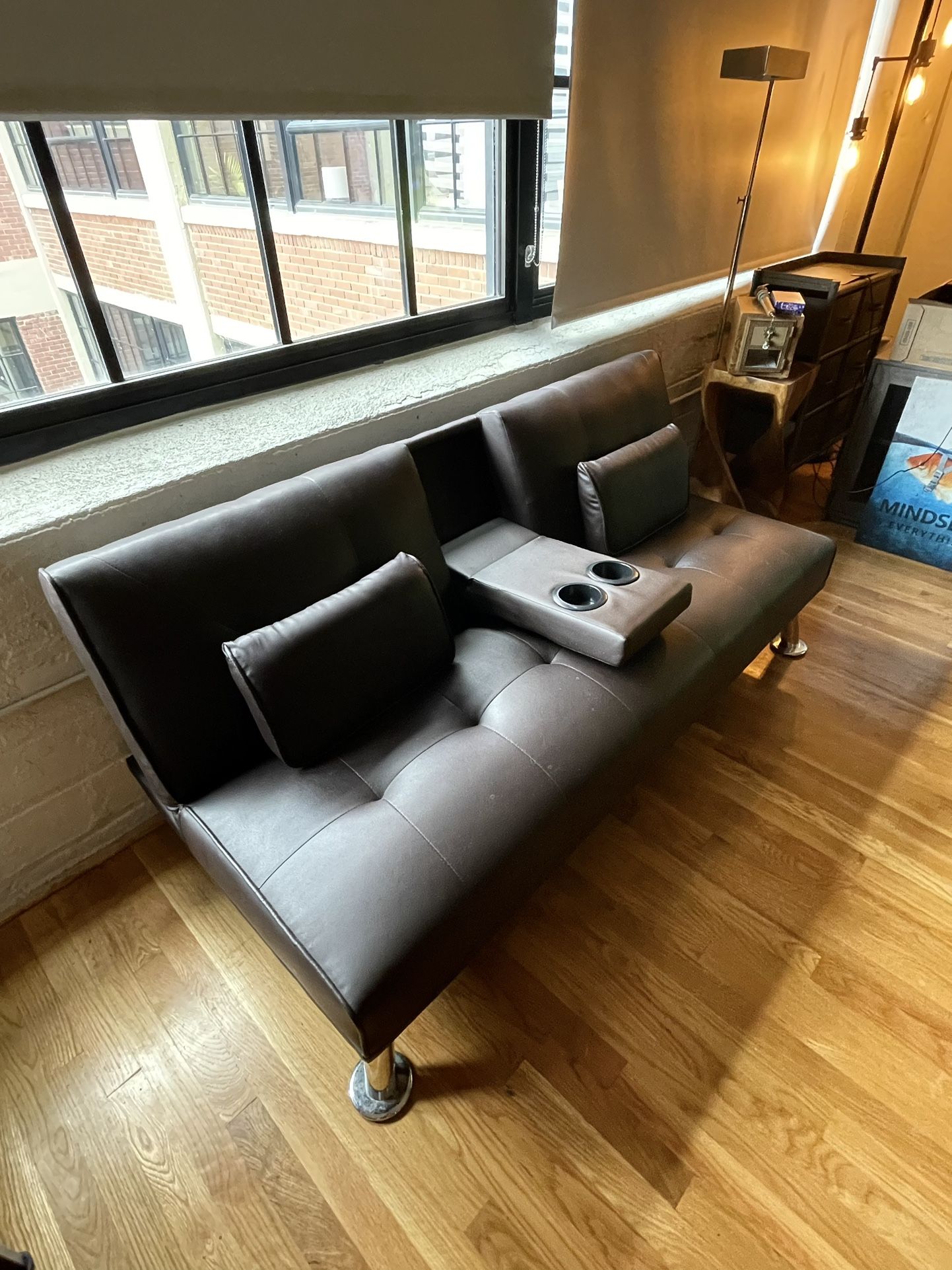 Sofa that Converts Flat