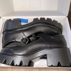 Dream pairs Mary Jane’s Size 9