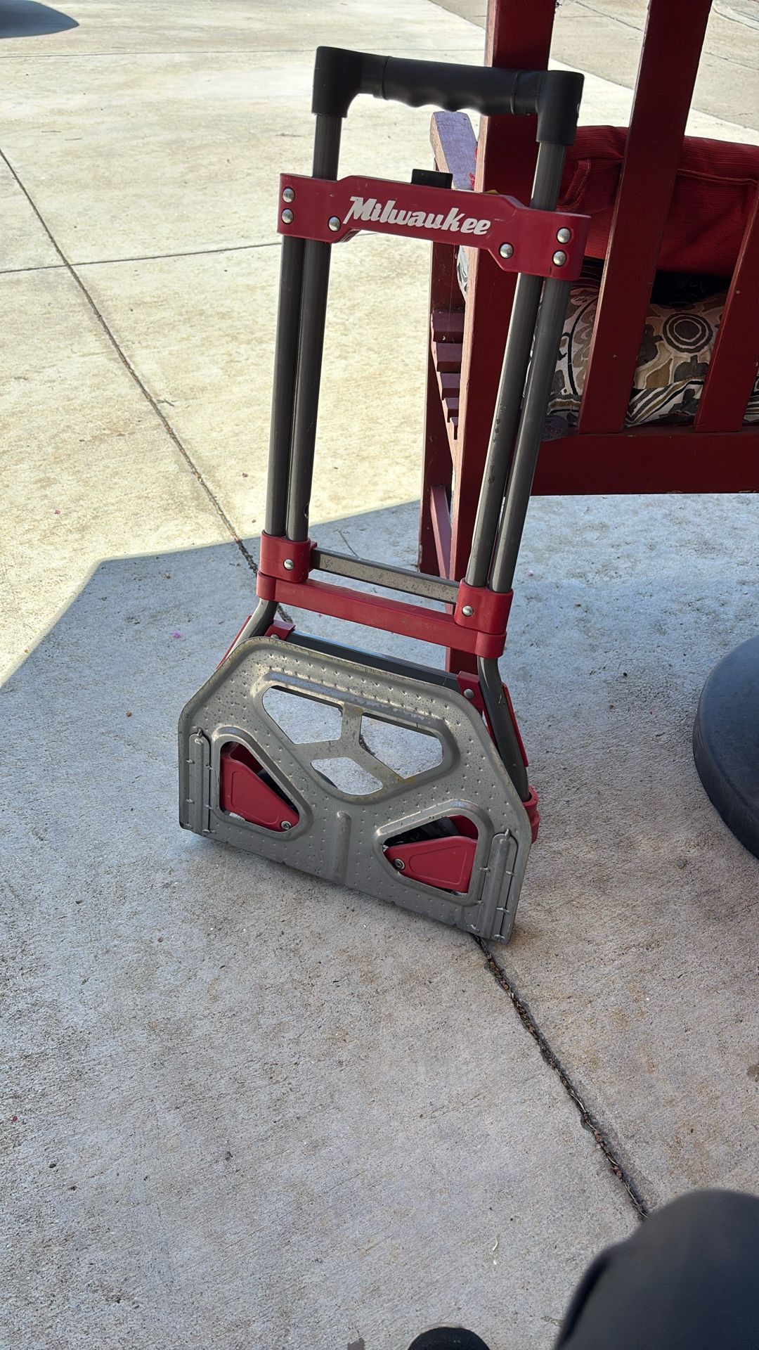 Milwaukee Fold Up Hand Truck