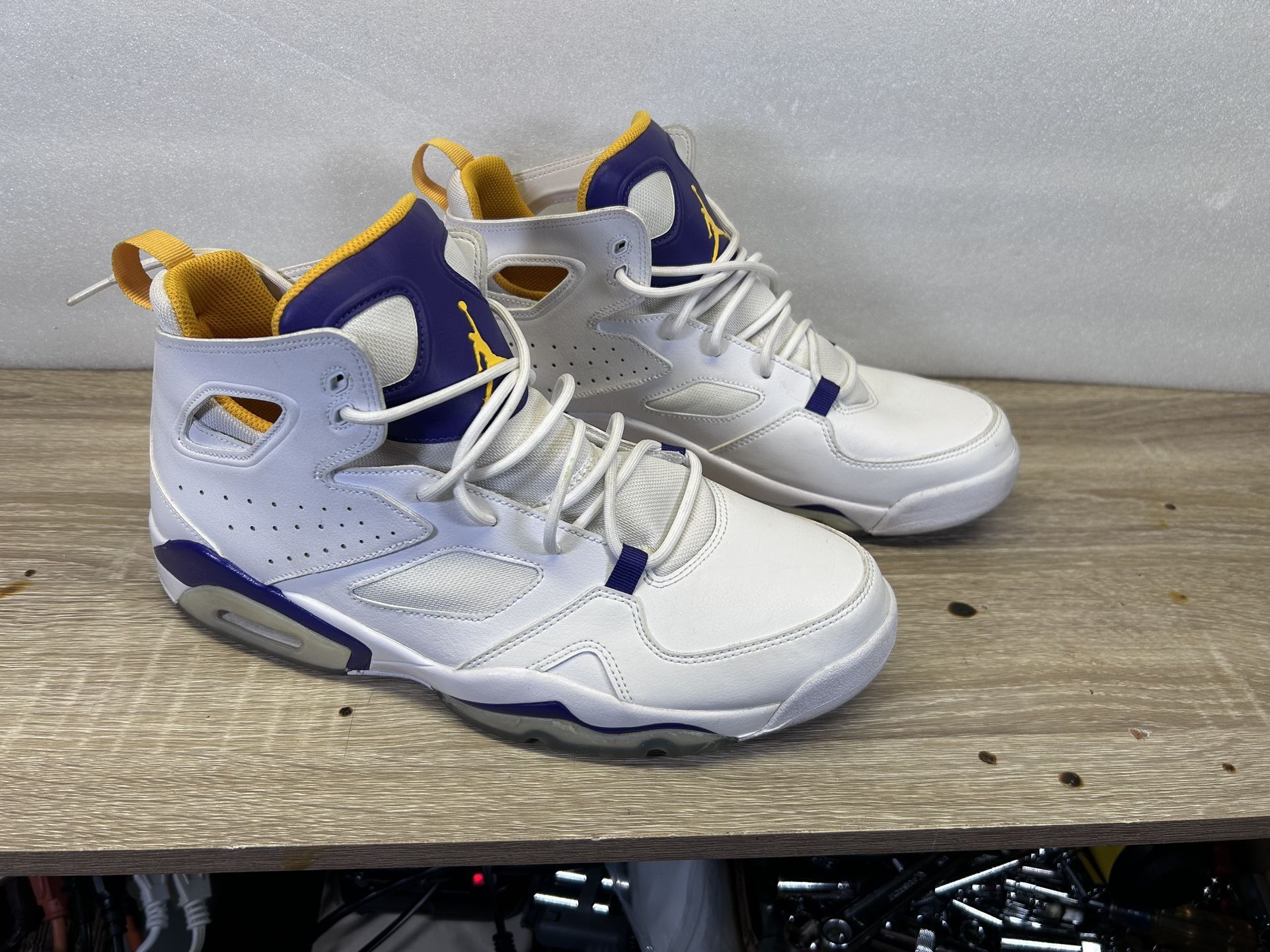 Jordan’s Shoes Size 12 White Purple Gold Lakers Flight Club 91 Lakers 