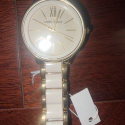 Brand New Anne Klein 