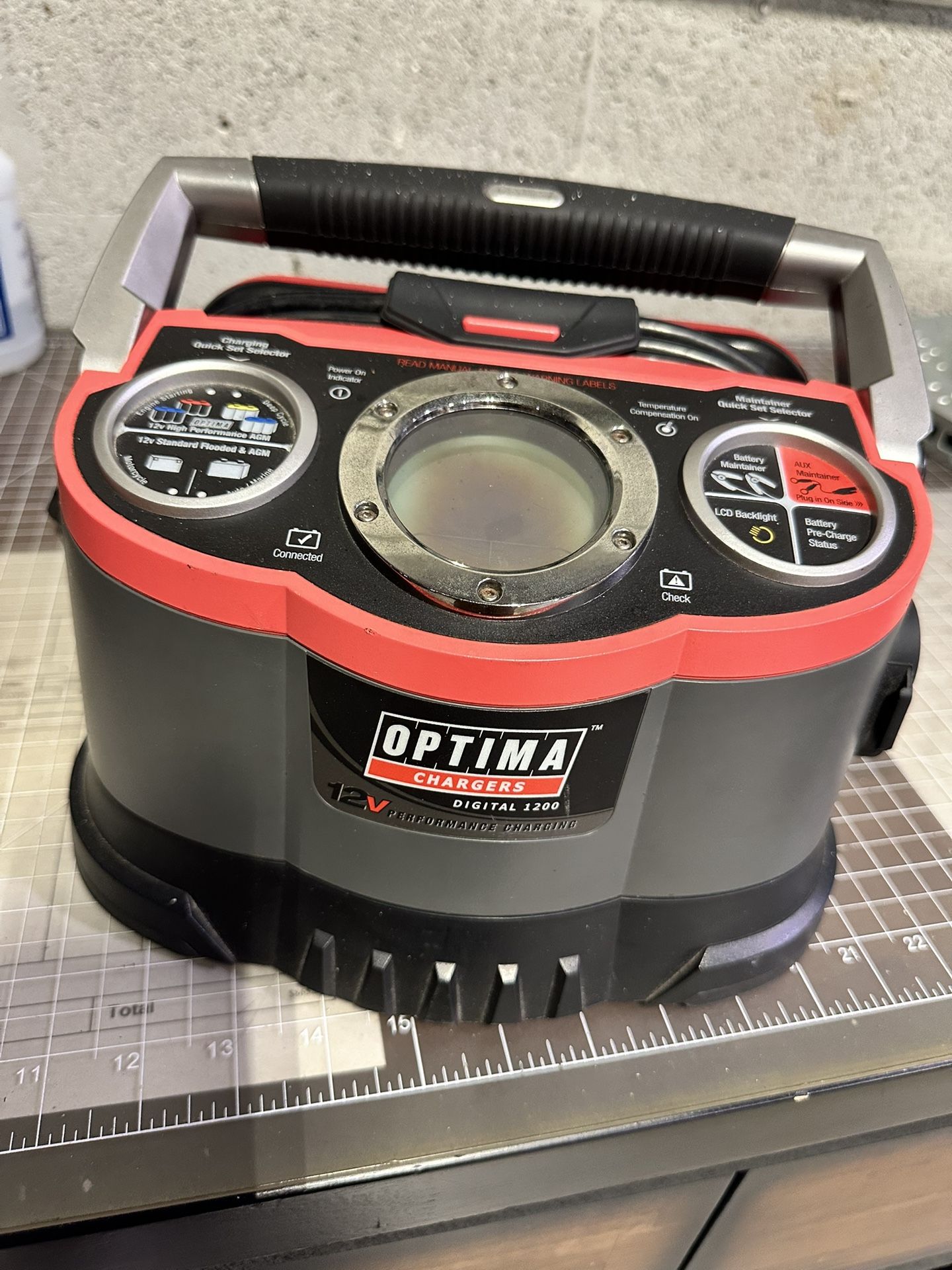OPTIMA D1200 BATTERY CHARGER & MAINTAINER