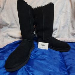 UGG Women's Classic Tall II Black Winter Boot Bows Size US 7
