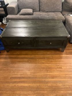 Todoe Lift Top Coffee Table