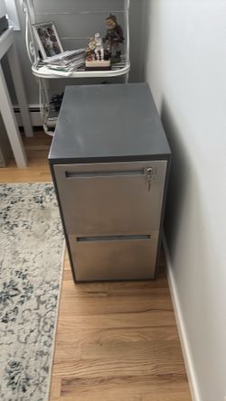 2 drawer file cabinet with key lock