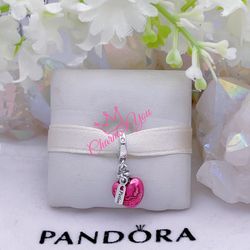 Adorable Charm 925 silver for Pandora moments bracelet.