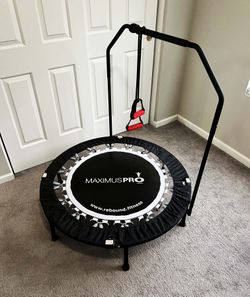 Like New! Maximus PRO Folding Rebounder Trampoline + Stability Bar