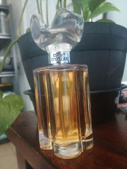 Perfume: Esprit D'Oscar