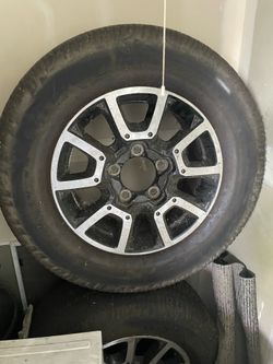Toyota Tundra 18in rims qty x2