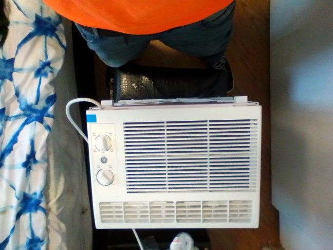 General Electric AC Unit 