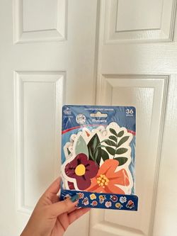 Assorted Floral Classroom Decor