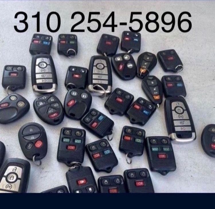 Llaves Y Controles Para Carros Keys And Programmed And Cut while You Wait