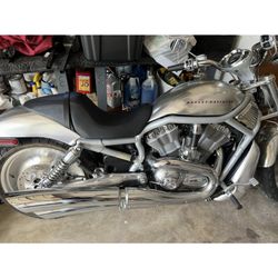 2002V Rod With The Only About 400 Miles On It