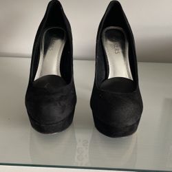 Bakers Black Heels