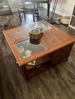 Large oak coffee table