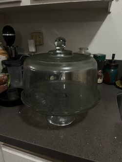 Princess House Crystal Cake Stand with Dome