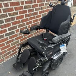 GM-710 Wheelchair *need New Battery*