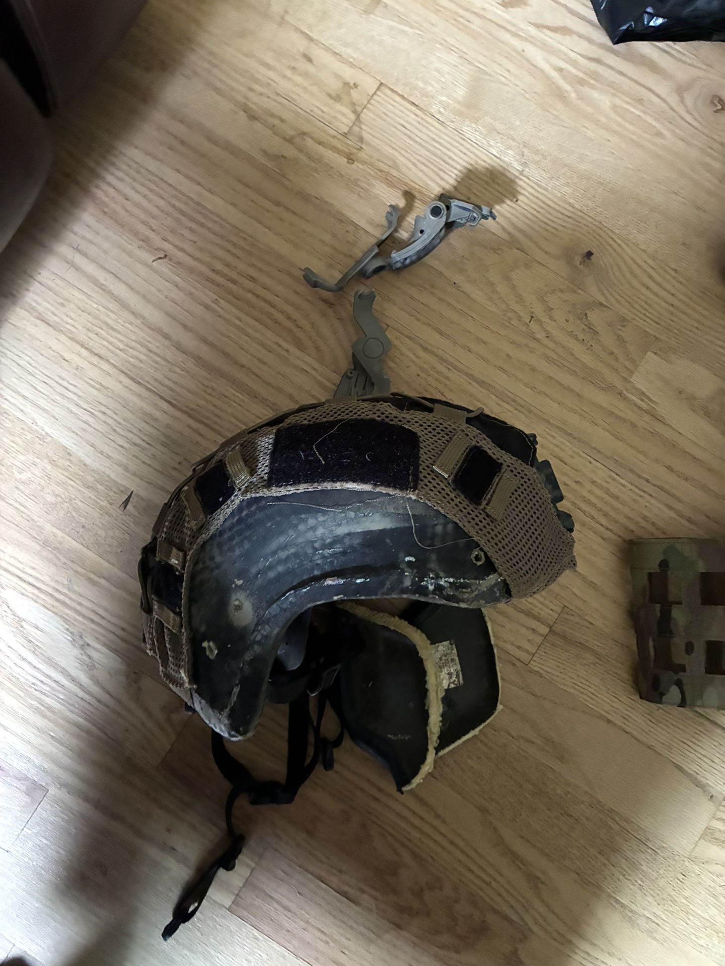 3 A Helmet Home Made (cut Pasgt)