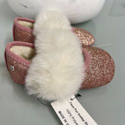 New Born UGG Shoes!  So Pretty