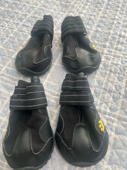 Dog shoes