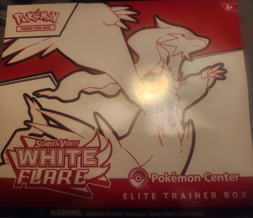 White Flare Pc Etb