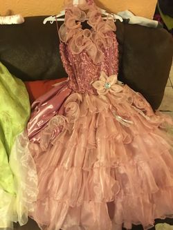 Girls dress