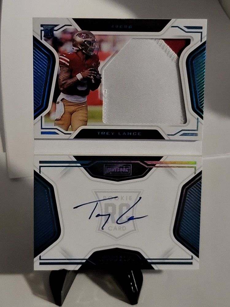 Trey Lance 2021 Playbook Rookies Booklet Color Patch Auto /49