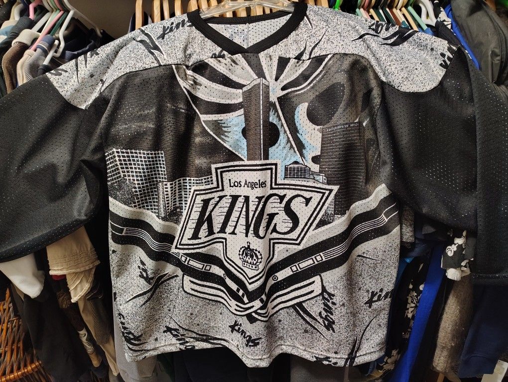Vintage 90's NHL Los Angeles Kings Jersey