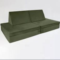 Nugget 2024 couch used