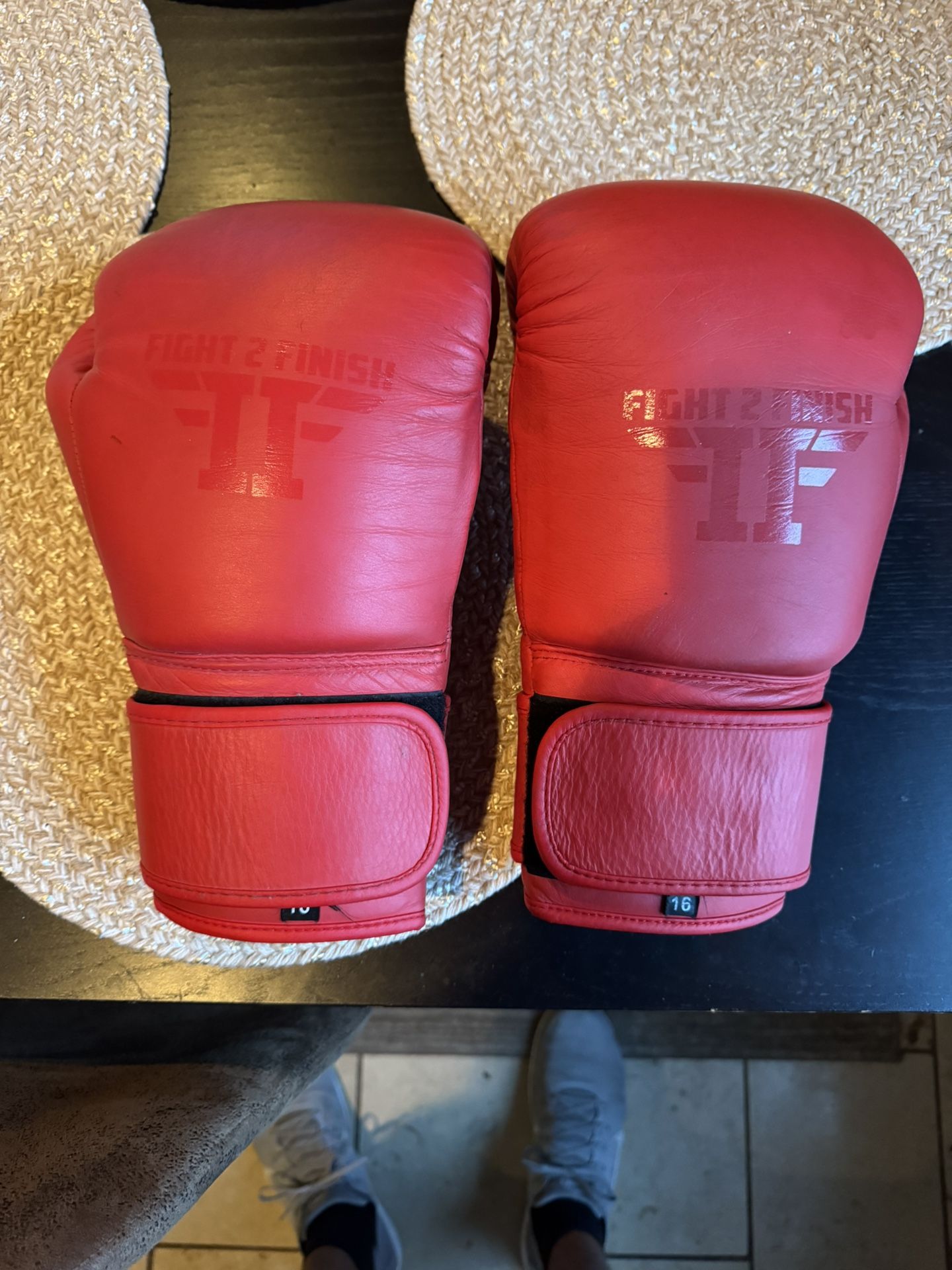 Fight 2 Finish Boxing Gloves