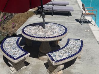 Beautiful Blue Mosaic 42-in round cement Table [3] benches beautiful blue just reduced $60 come get it!!!