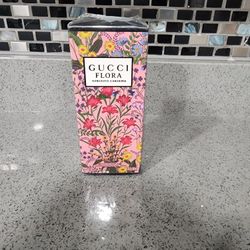 Gucci Flora Gorgeous Gardenia 
