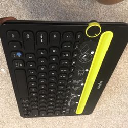 Logitech K480 Bluetooth Keyboard (PC Windows,  IOS Compatible) Connect To 3 Devices And Switch Seamlessly