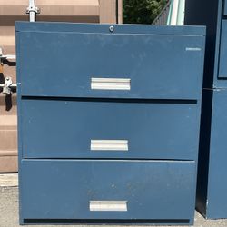 3 Drawer Blue Metal Filing Cabinet 