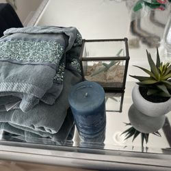 Towel N Decor Set