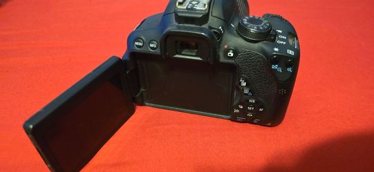 Camera  $200