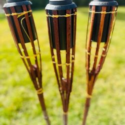 TIKI 57 in. Torch Tahiti Bamboo Brown Torch antorcha