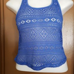 Beautiful Women's Crop Top   Size: Medium, it's a little stretchy