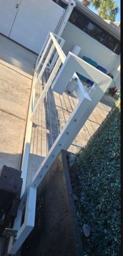 WHITE FENCE ALUMINIMUM