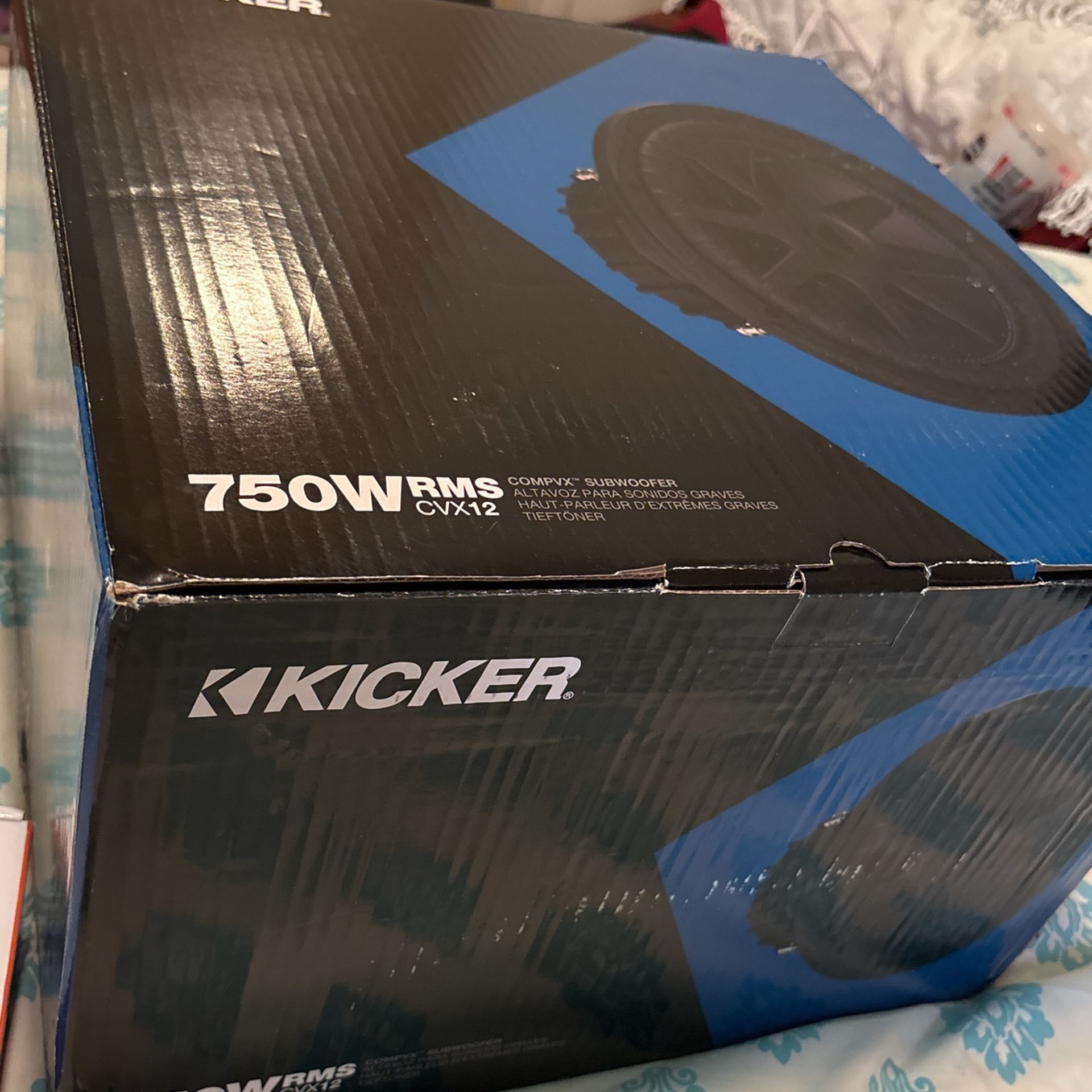 12 Inch Kicker Cvx Subwoofer With Amp