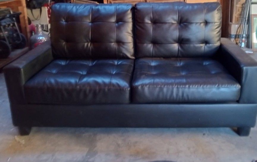 SOFA AND LOVESEAT