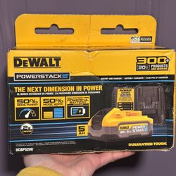 DeWalt Power stack 20v 5Ah Battery & Charger Starter Set *NEW*