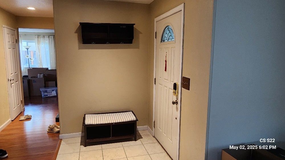 entrance door shoe bench and clothing hanger