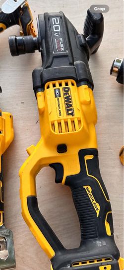 20V MAX Brushless 1/2-inch Hammer Drill/Driver with FLEXVOLT ADVANTAGE.