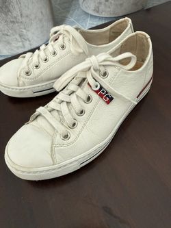 Paul Green Carly Low Top Sneaker - size 7.5
