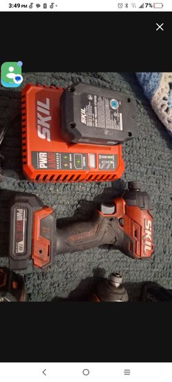Skil 12 volt  impact with battery and charger