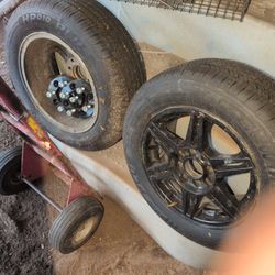 Two Rooms And Tires With Extenders. Only Two 
