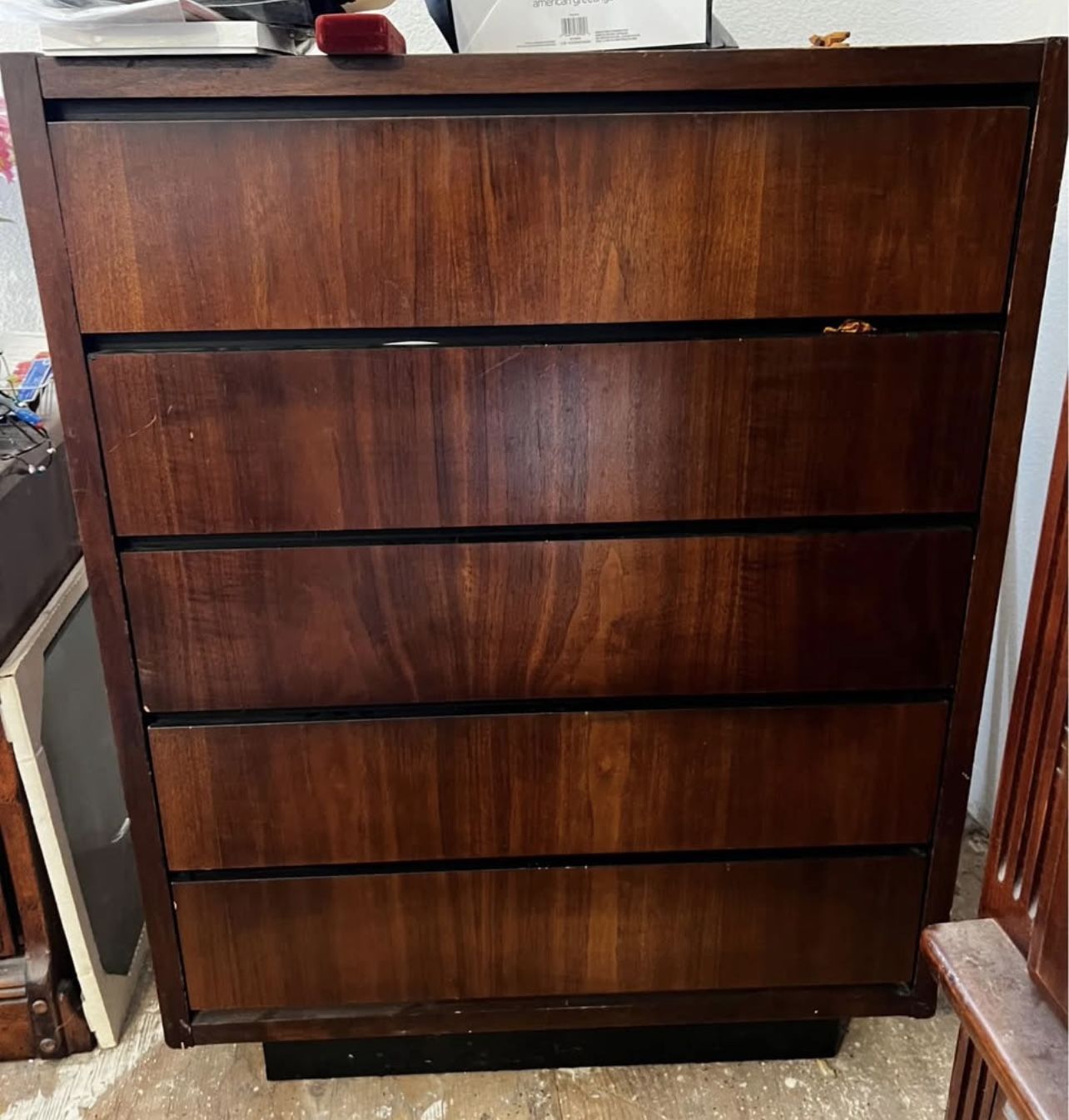 Lane Mid Century Dresser