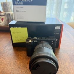 Sony a7c with Sigma 28-70mm f/2.8 lens - 1700 Shutter count, Excellent condition